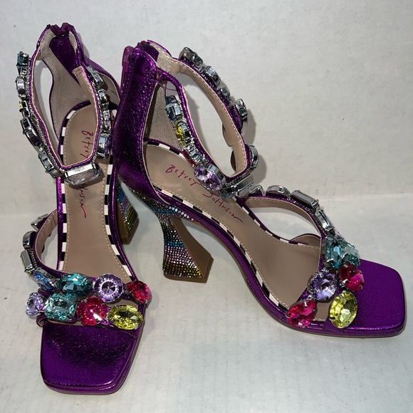 BETSEY JOHNSON Lillie Purple Heels with Jewels & Rhinestones NWOT - Picture 10 of 15